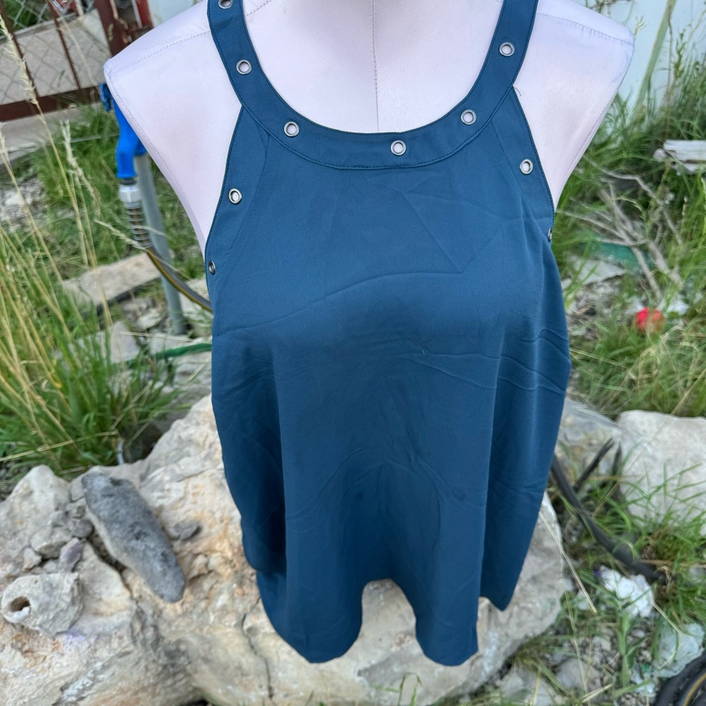 💙 Torrid Size 1 Top 💙